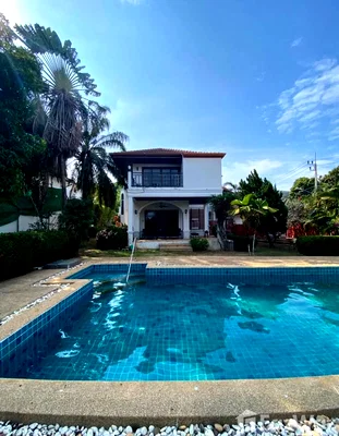 Houses for rent Wiset Road Phuket : 3 Bedroom Villa for rent in Rawai, Phuket  6413361