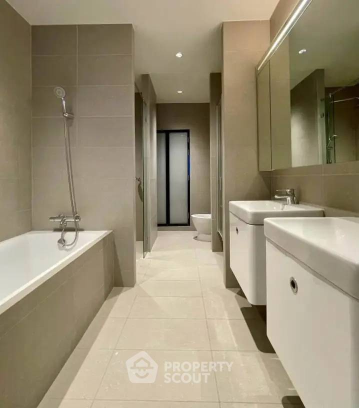 รูป คอนโด 3 ห้องนอน 178 ตร.ม. ชั้นสูง 40 ที่ Noble Ploenchit ใกล้ BTS เพลินจิต 100 ม. (ID 2873749) - รูปที่ 16/22