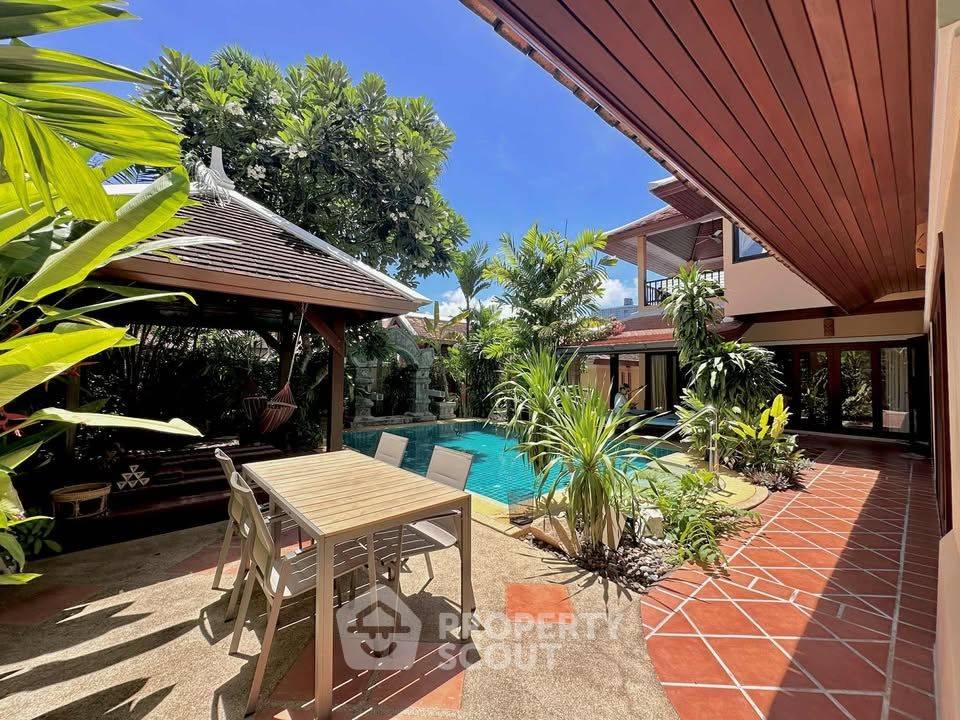 รูป คอนโด 3 ห้องนอน ขนาด 230 ตร.ม. ที่ Chateau Dale Thai Bali Jomtien (ID 2179666) - รูปที่ 2/15
