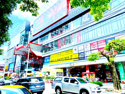 เช่าอาคารพาณิชย์ เจ อเวนิว ทองหล่อ : ร้านทำผม ชั้น3 donkimall thonglor BTS ทองหล่อ 900 ม.พื้นที่เช่า 92 ตร.ม.1นอน 1น้ำ ใจกลางทองหล่อ-เอกมัย ใกล้เจ อเวนิว ทองหล่อ 350 ม.