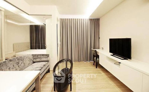 Great Value 1-BR At H Sukhumvit 43 Near BTS Phrom Phong (ID 2946280)