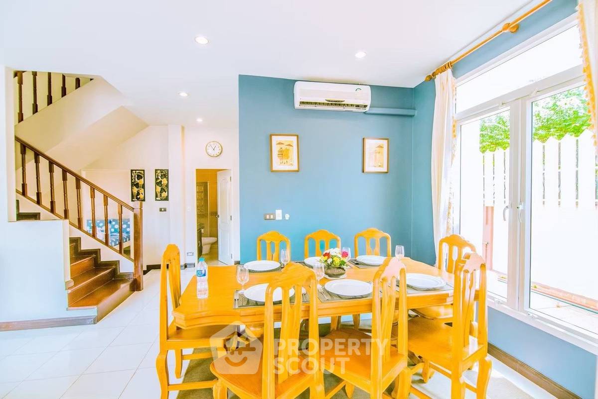 รูป วิลล่า 4 ห้องนอน ให้เช่า บ้านฟ้า ริมหาด วิลเลจ พัทยา (ID 2155352) - รูปที่ 3/12