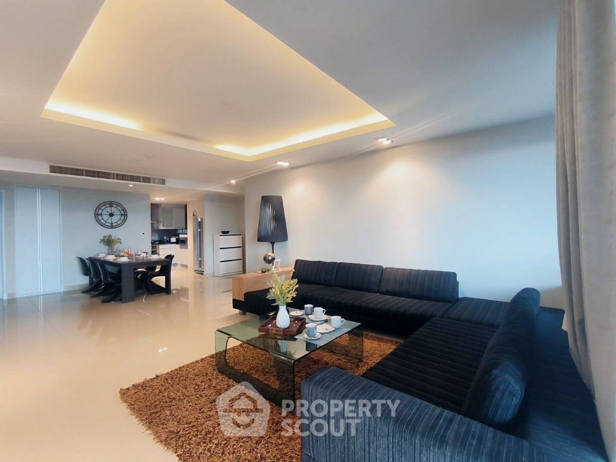 รูป คอนโด 2 ห้องนอน 148 ตร.ม. ขาย La Royale Beach Condo ใกล้พัทยา (ID 2132427) - รูปที่ 4/13