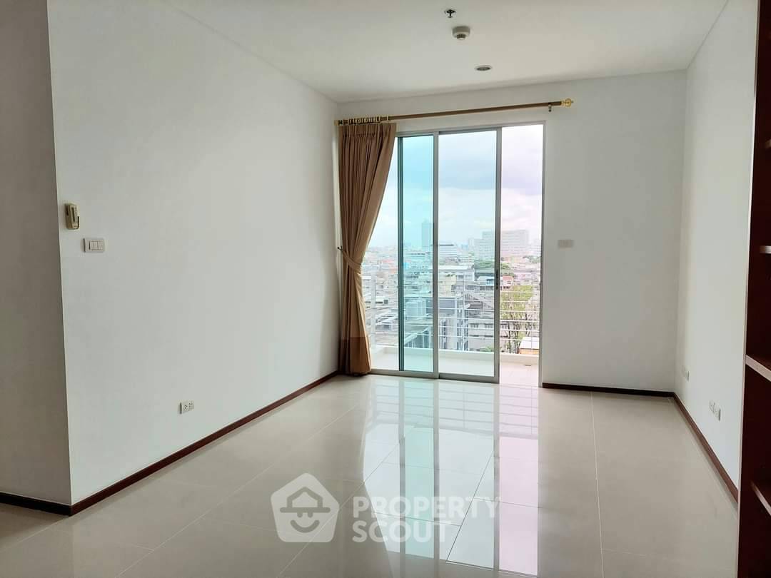 รูป คอนโด 1 ห้องนอน 55 ตร.ม. วิลล่า สาทร ใกล้ BTS กรุงธนบุรี 100 ม. (ID 1441702) - รูปที่ 3/6
