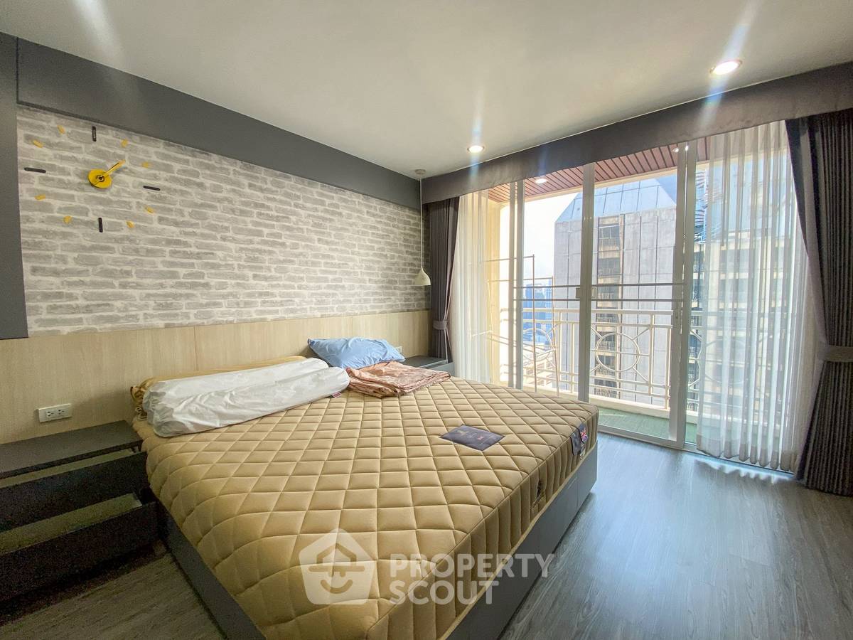 รูป คอนโด 2 ห้องนอน 80 ตร.ม. ที่ อโศก เพลส ชั้น 36 ใกล้ MRT สุขุมวิท 300 ม. (ID 2942126) - รูปที่ 2/16