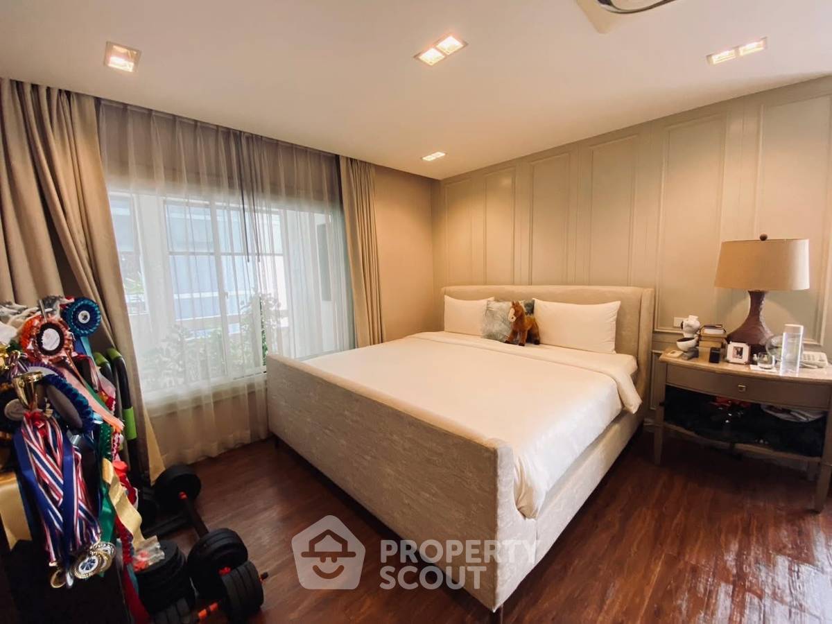 picture 3-BR 250 Sqm Condo At Benjasri Condominium, 12A Floor, BTS Phaya Thai (ID 2885205) - 10/42