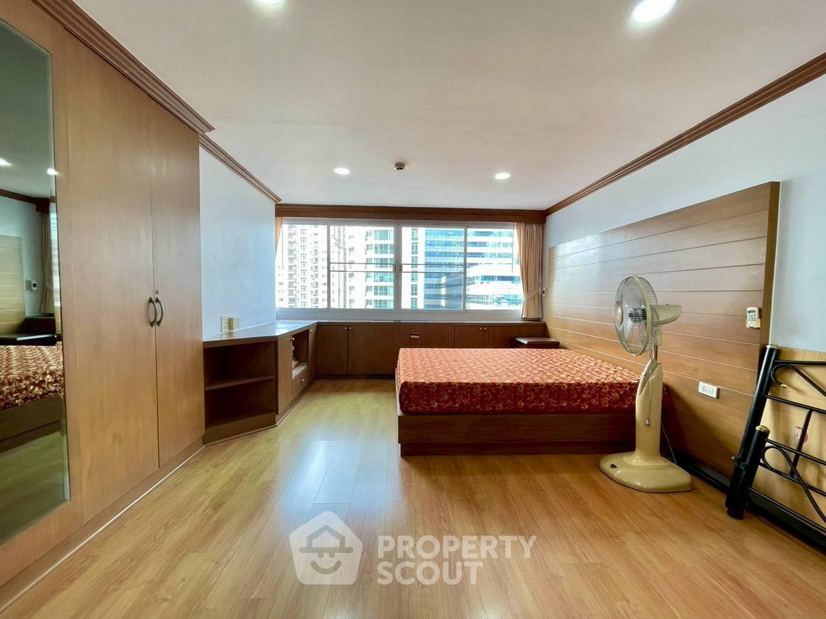 รูป คอนโด 3 ห้องนอน 335 ตร.ม. วัฒนา เฮทส์ ใกล้ MRT สุขุมวิท 200 ม. รับสัตว์เลี้ยง (ID 2929188) - รูปที่ 14/19