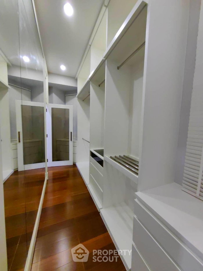รูป เพนท์เฮาส์ 4 ห้องนอน ชั้น 19 ขนาด 250 ตร.ม. สุพาลัย เวลลิงตัน ใกล้ MRT ศูนย์วัฒนธรรมฯ (ID 1589690) - รูปที่ 20/23