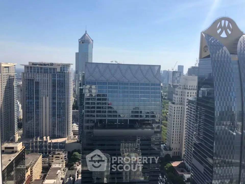 รูป คอนโด 3 ห้องนอน 178 ตร.ม. ชั้นสูง 40 ที่ Noble Ploenchit ใกล้ BTS เพลินจิต 100 ม. (ID 2873749) - รูปที่ 4/22