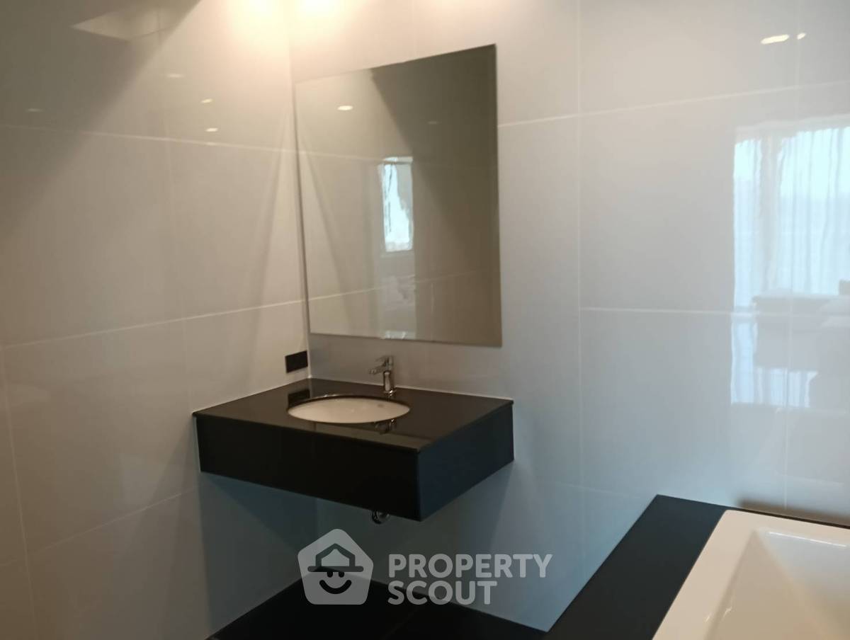 รูป คอนโด 3 ห้องนอน 208 ตร.ม. ขาย ใน La Royale Beach Condo ใกล้พัทยา (ID 1898453) - รูปที่ 19/30