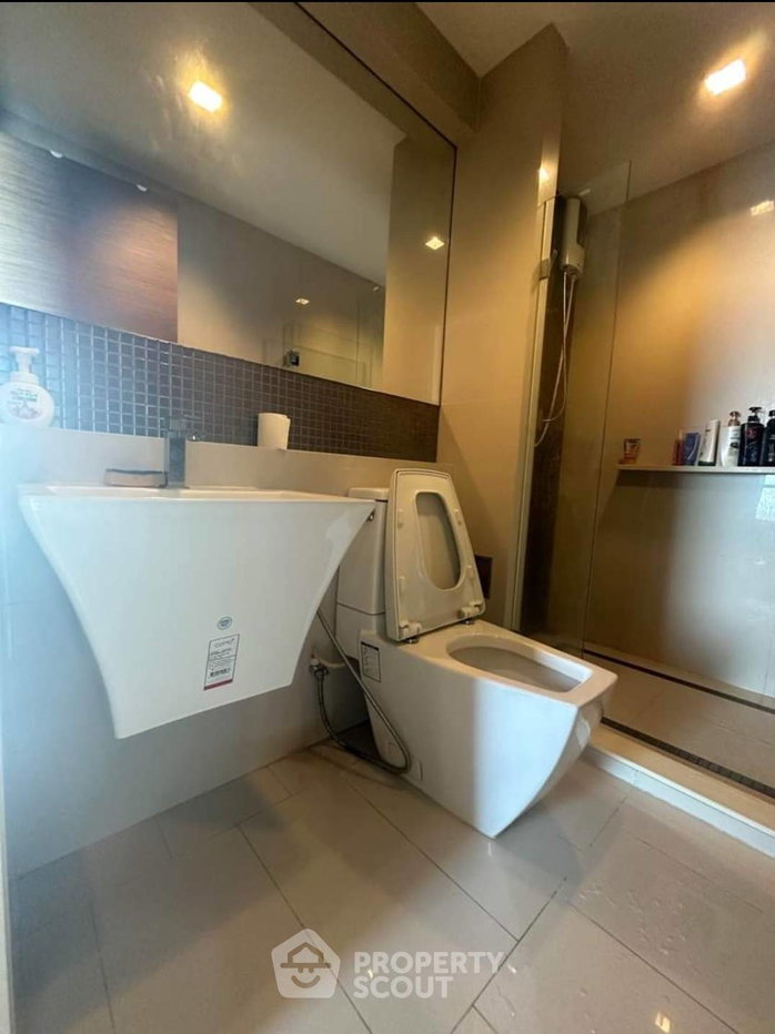 picture 26th-Floor 2-BR Condo At RHYTHM Phahon-Ari Near BTS Saphan Khwai (ID 1443364) - 13/24