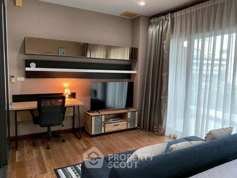 ใกล้ BTS ทองหล่อ 100 เมตร | 1 ห้องนอน Noble Remix (ID 2620136)