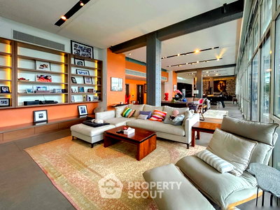 ขายคอนโด : คอนโด 4 ห้องนอน 472 ตร.ม. เฟอร์ครบสัตว์เลี้ยงได้ ที่ Ficus Lane ใกล้ BTS พระโขนง 200 ม. (ID 2366660)