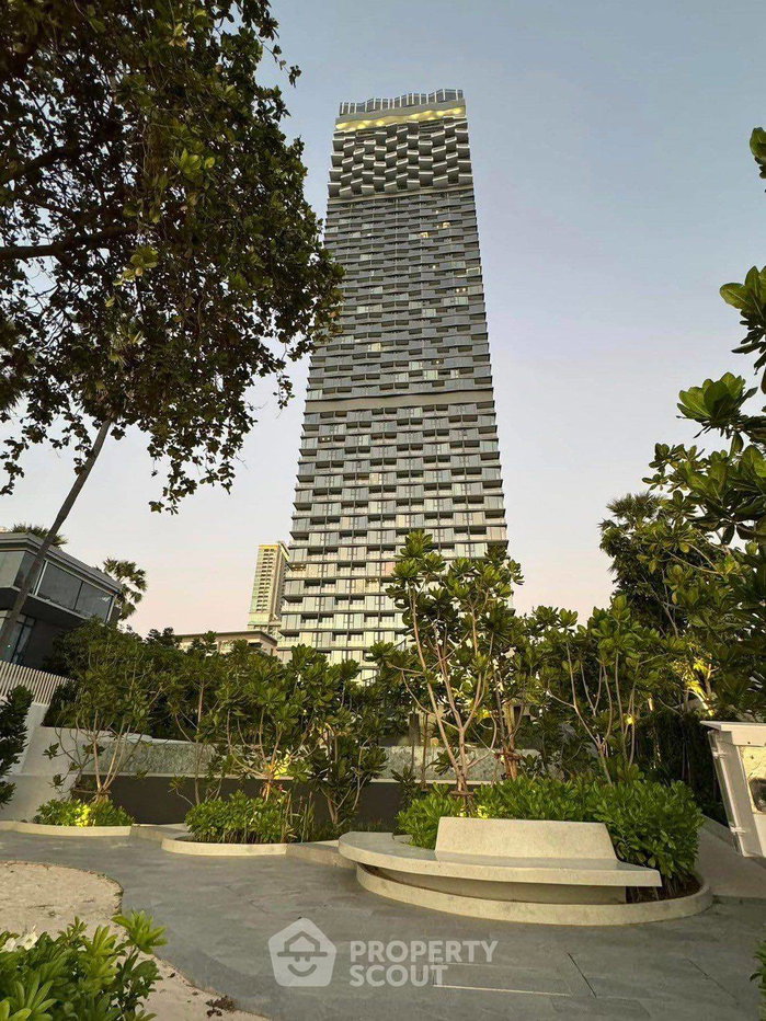 รูป คอนโด 1 ห้องนอน ชั้น 42 ที่ AROM WONGAMAT ใกล้ Sanctuary Of Truth (ID 2202106) - รูปที่ 16/33