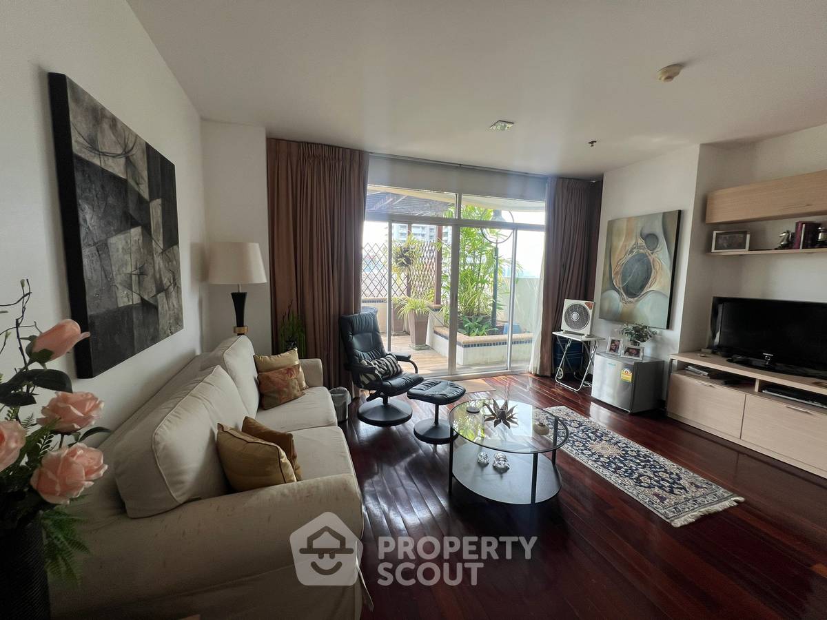 picture 24th-Floor 3-BR 201 Sqm For Sale At Sukhumvit City Resort, BTS Nana (ID 2072613) - 1/16