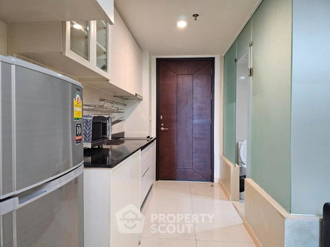 Well-Priced 1-BR 45 Sqm At The Rajdamri Near BTS Ratchadamri 100m (ID 2088981)