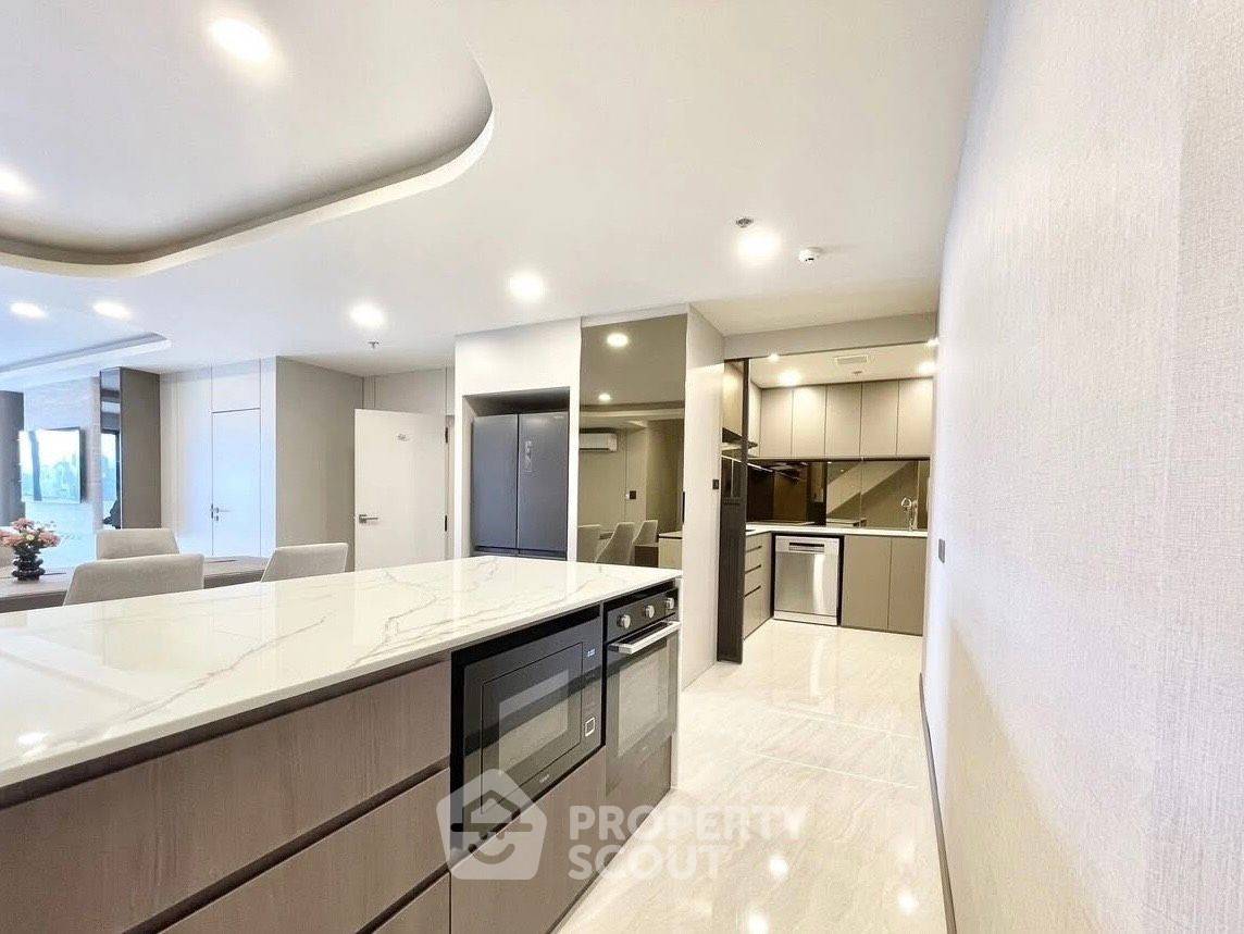 รูป คอนโด 4 ห้องนอน 311 ตร.ม. Crystal Garden Condominium เลี้ยงสัตว์ได้ ใกล้ BTS Nana (ID 2502266) - รูปที่ 4/10