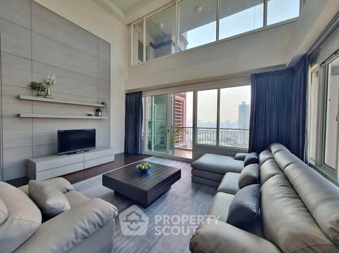 คอนโด 4 ห้องนอน 272 ตร.ม. บานศิริ 24 ชั้นสูง 33 ใกล้ BTS พร้อมพงษ์ (ID 2958737)