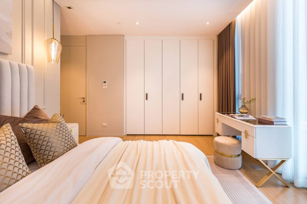 picture 126 Sqm 2-BR Condo At Baan Sindhorn Near BTS Ratchadamri (ID 1864134) - 34/48