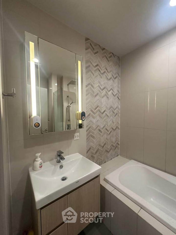 รูป คอนโด 1 ห้องนอน ชั้น 17 Oka Haus Sukhumvit 36 ใกล้ BTS ทองหล่อ (ID 2907312) - รูปที่ 4/4