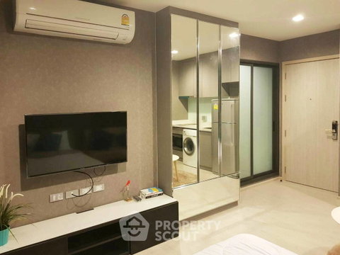 1-BR Condo For Sale, Rhythm Sukhumvit 36-38, High-Floor 21F, BTS Thong Lor 300m (ID 2748080)