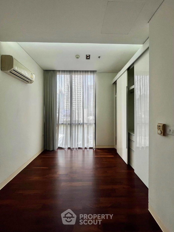 picture 2-BR 102 Sqm Condo For Sale Domus Condominium Near BTS Asoke (300m) (ID 2755935) - 12/19