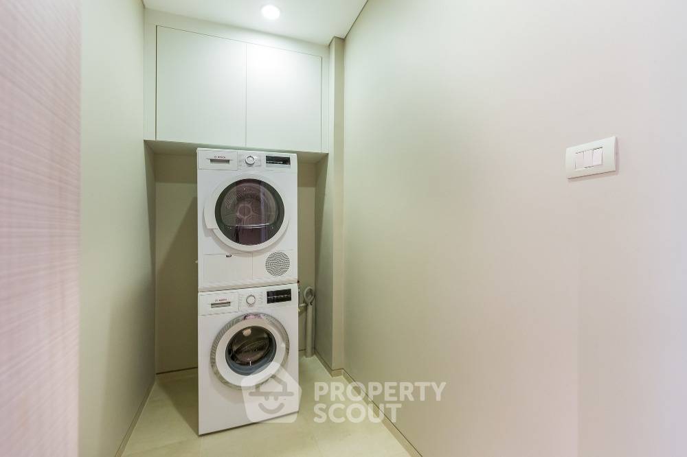 picture 126 Sqm 2-BR Condo At Baan Sindhorn Near BTS Ratchadamri (ID 1864134) - 44/48