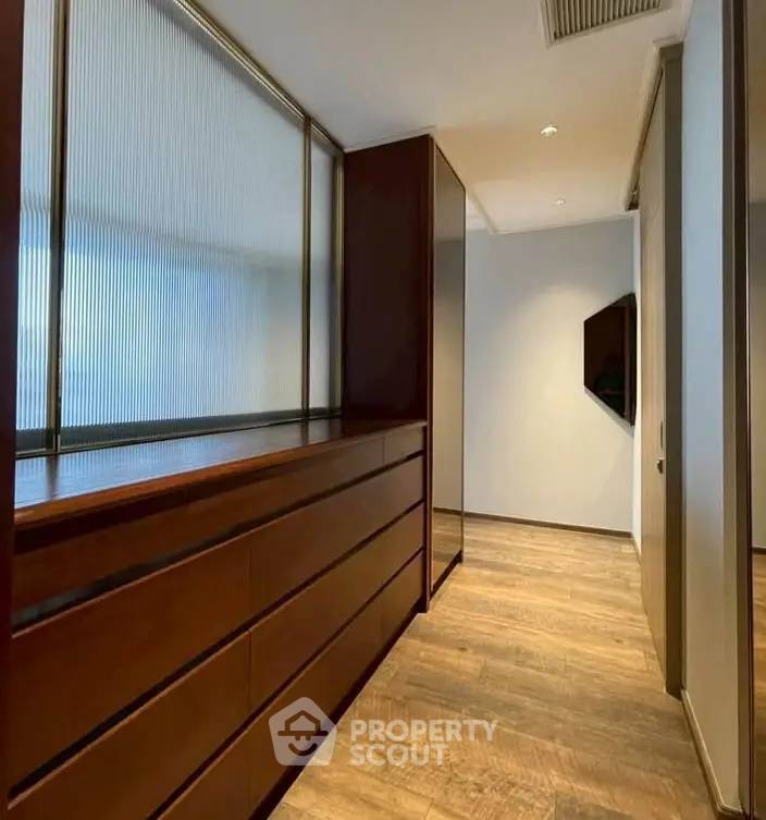 รูป คอนโด 3 ห้องนอน 178 ตร.ม. ชั้นสูง 40 ที่ Noble Ploenchit ใกล้ BTS เพลินจิต 100 ม. (ID 2873749) - รูปที่ 14/22