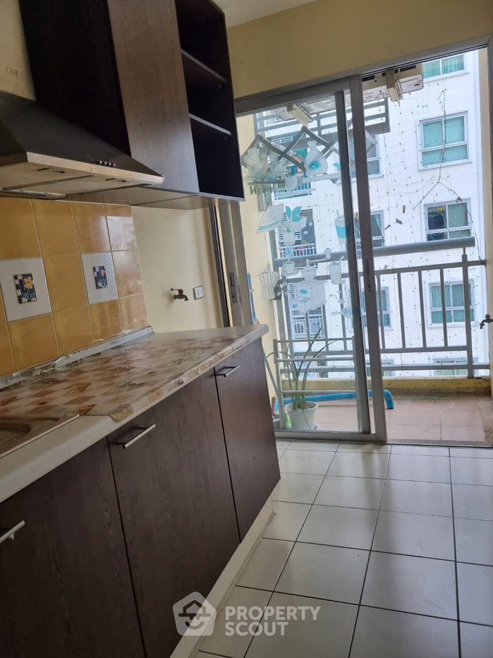 picture 1-BR Condo The Rich Condo, High-Floor 16th (Near Nong Hoi) (ID 711235) - 2/14