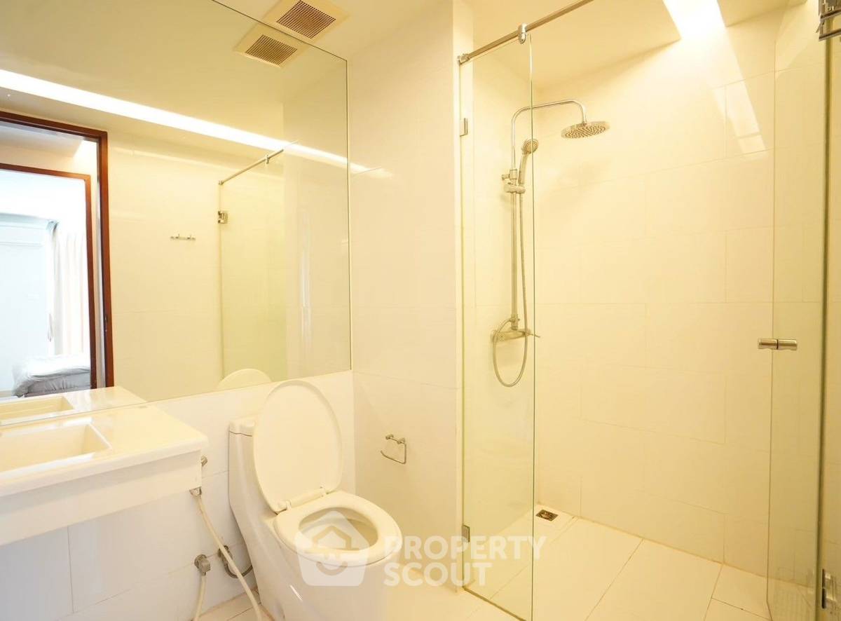 รูป คอนโด 1 ห้องนอนขายที่ Emerald Residence Ratchada ชั้น 2 ใกล้ MRT ห้วยขวาง (ID 1844669) - รูปที่ 11/13