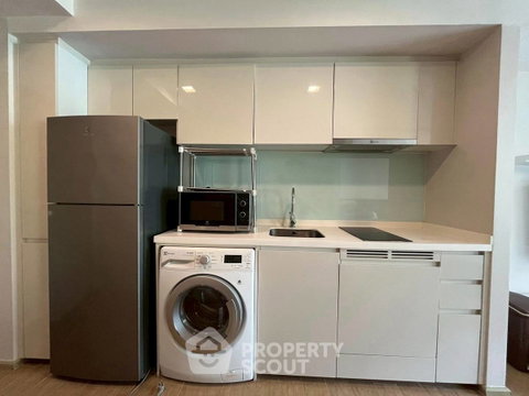 Well-Priced 1-BR Condo At LIV @ 49, 4th Floor Near BTS Thong Lor (ID 2822202)