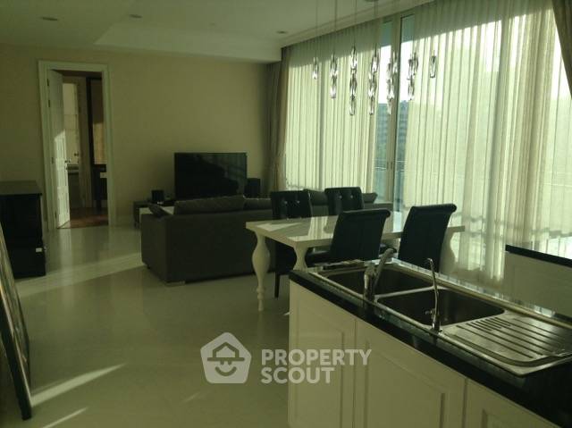 รูป คอนโด 2 ห้องนอน 112 ตร.ม. Royce Private Residences ใกล้ MRT สุขุมวิท (ID 514395) - รูปที่ 3/5