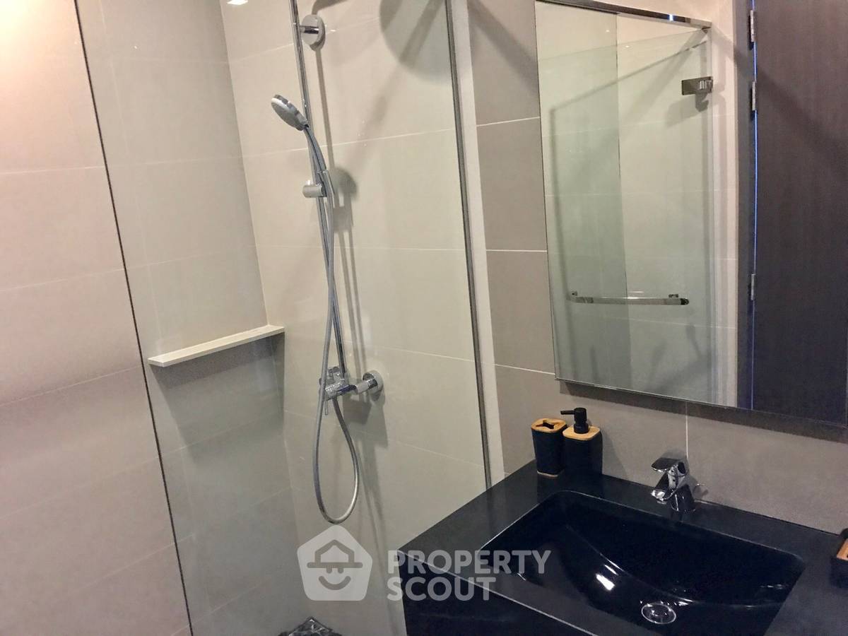 picture 1-BR Condo At Edge Sukhumvit 23 Near MRT Sukhumvit (ID 567113) - 8/13