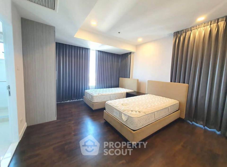 รูป คอนโด 4 ห้องนอน 272 ตร.ม. บานศิริ 24 ชั้นสูง 33 ใกล้ BTS พร้อมพงษ์ (ID 2958737) - รูปที่ 6/9