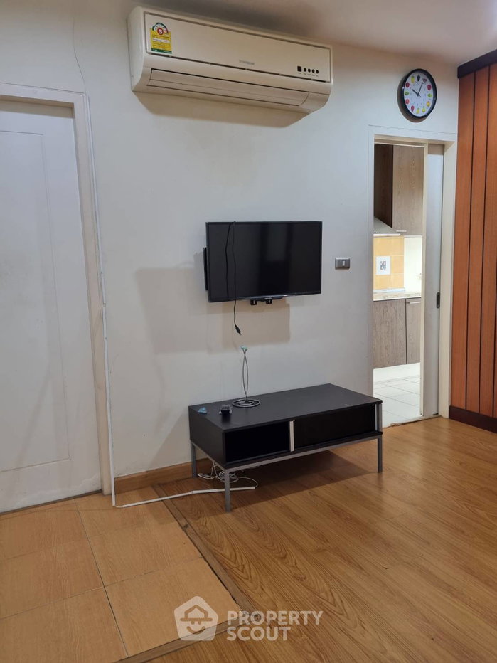 picture 1-BR Condo The Rich Condo, High-Floor 16th (Near Nong Hoi) (ID 711235) - 13/14