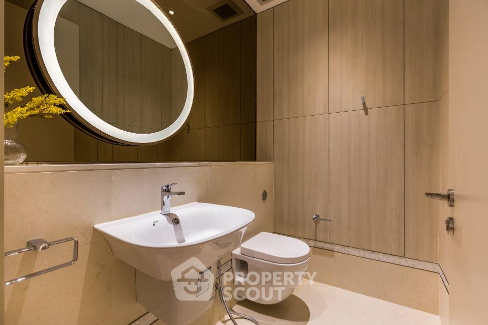 picture 126 Sqm 2-BR Condo At Baan Sindhorn Near BTS Ratchadamri (ID 1864134) - 32/48