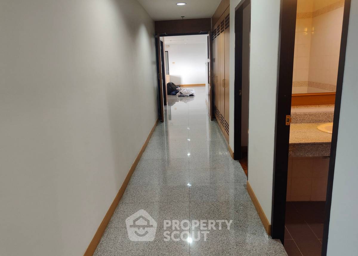 รูป คอนโด 3 ห้องนอน ขนาด 315 ตร.ม. ชั้นสูง ที่ The Roof Garden On Nut ใกล้ BTS อ่อนนุช (ID 2009960) - รูปที่ 12/19