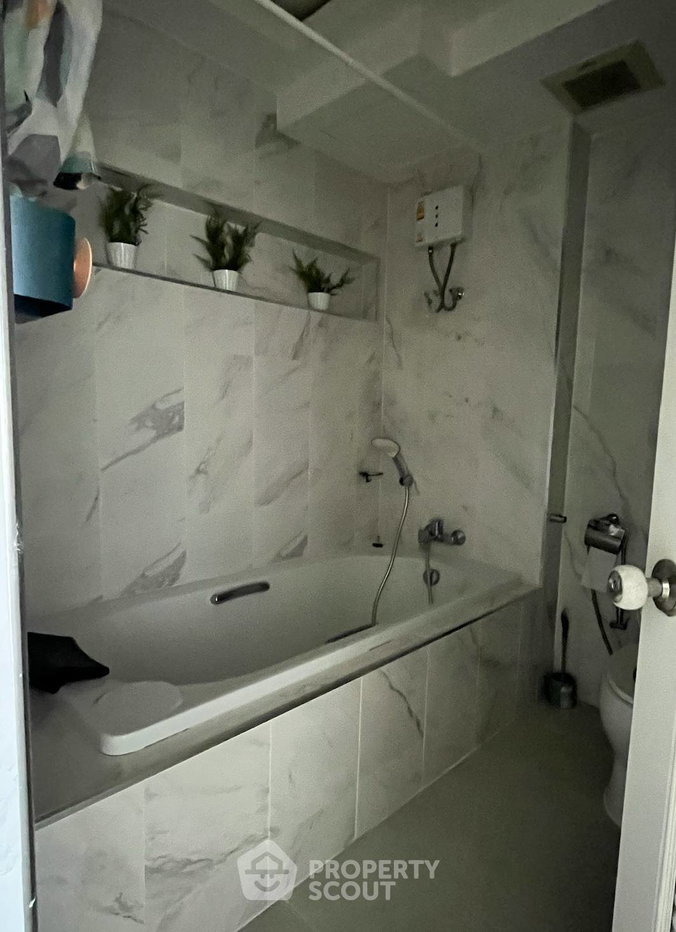 รูป คอนโด 3 ห้องนอน 133 ตร.ม. รอยัล แคสเซิล สุขุมวิท ใกล้ BTS พร้อมพงษ์ 400 ม. (ID 1985761) - รูปที่ 6/11