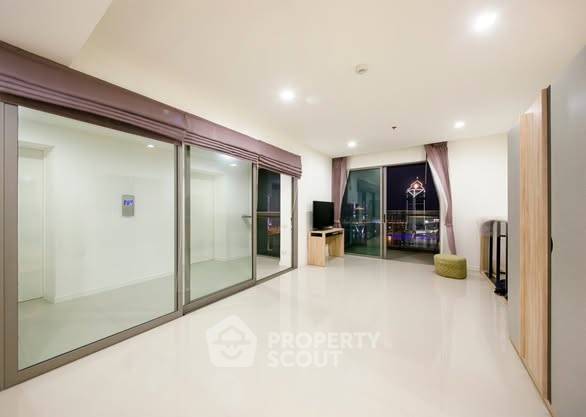 picture 2-BR High-Floor 76 Sqm For Sale, Star View, Near Phra Ram 3 (ID 2333854) - 3/11