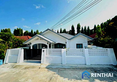 บ้านเดี่ยว ชลบุรี : สำหรับ ขาย บ้าน 3 ห้องนอน ที่ พัทยาตะวันออก