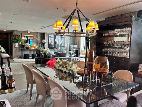 คอนโด 3 ห้องนอน 335 ตร.ม. ชั้น 37 ที่ The River Condominium ใกล้ BTS สะพานตากสิน 400 ม. (ID 1856668)