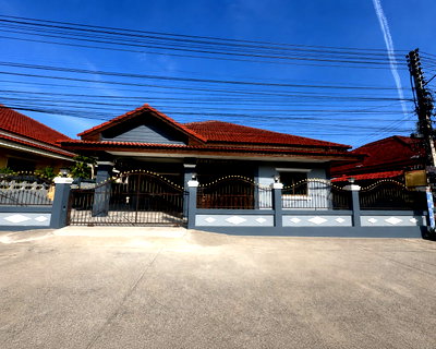 เช่าบ้านเดี่ยว ชลบุรี : Renovated House for Rent Noen Plub Wan East Pattaya