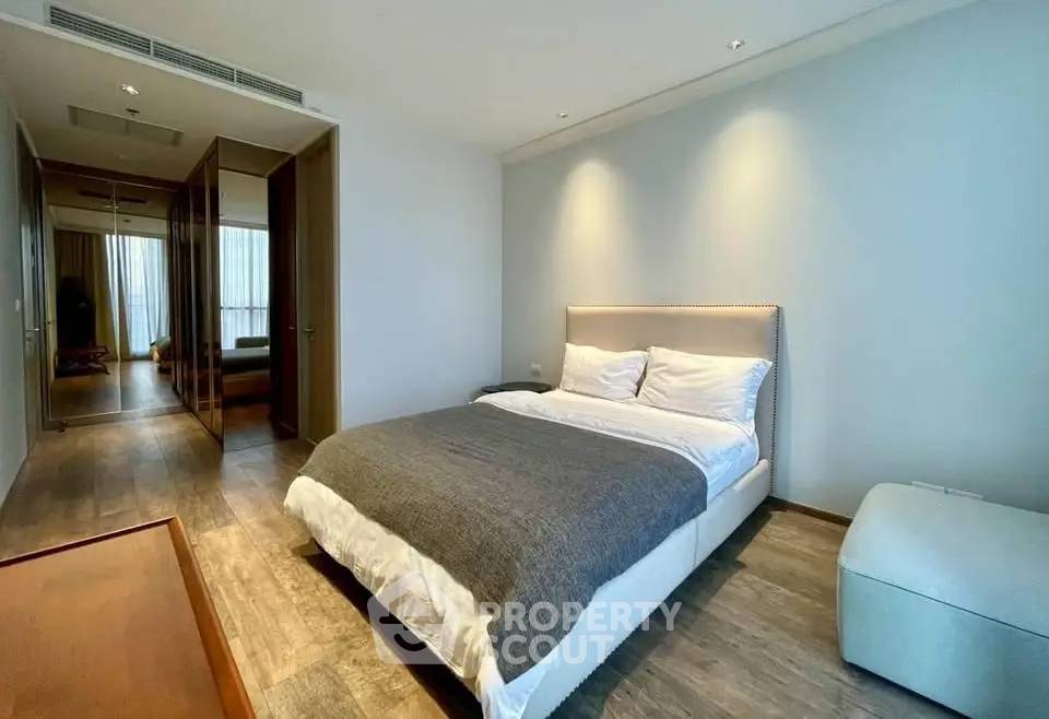 รูป คอนโด 3 ห้องนอน 178 ตร.ม. ชั้นสูง 40 ที่ Noble Ploenchit ใกล้ BTS เพลินจิต 100 ม. (ID 2873749) - รูปที่ 21/22