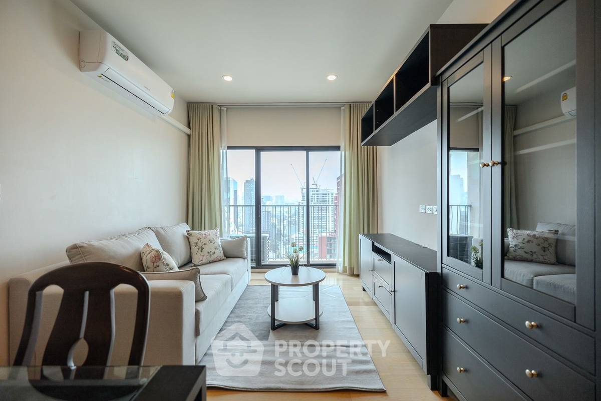 picture 1-BR Condo For Sale Noble Reform Aree, 200m to BTS Ari (ID 1308088) - 1/12