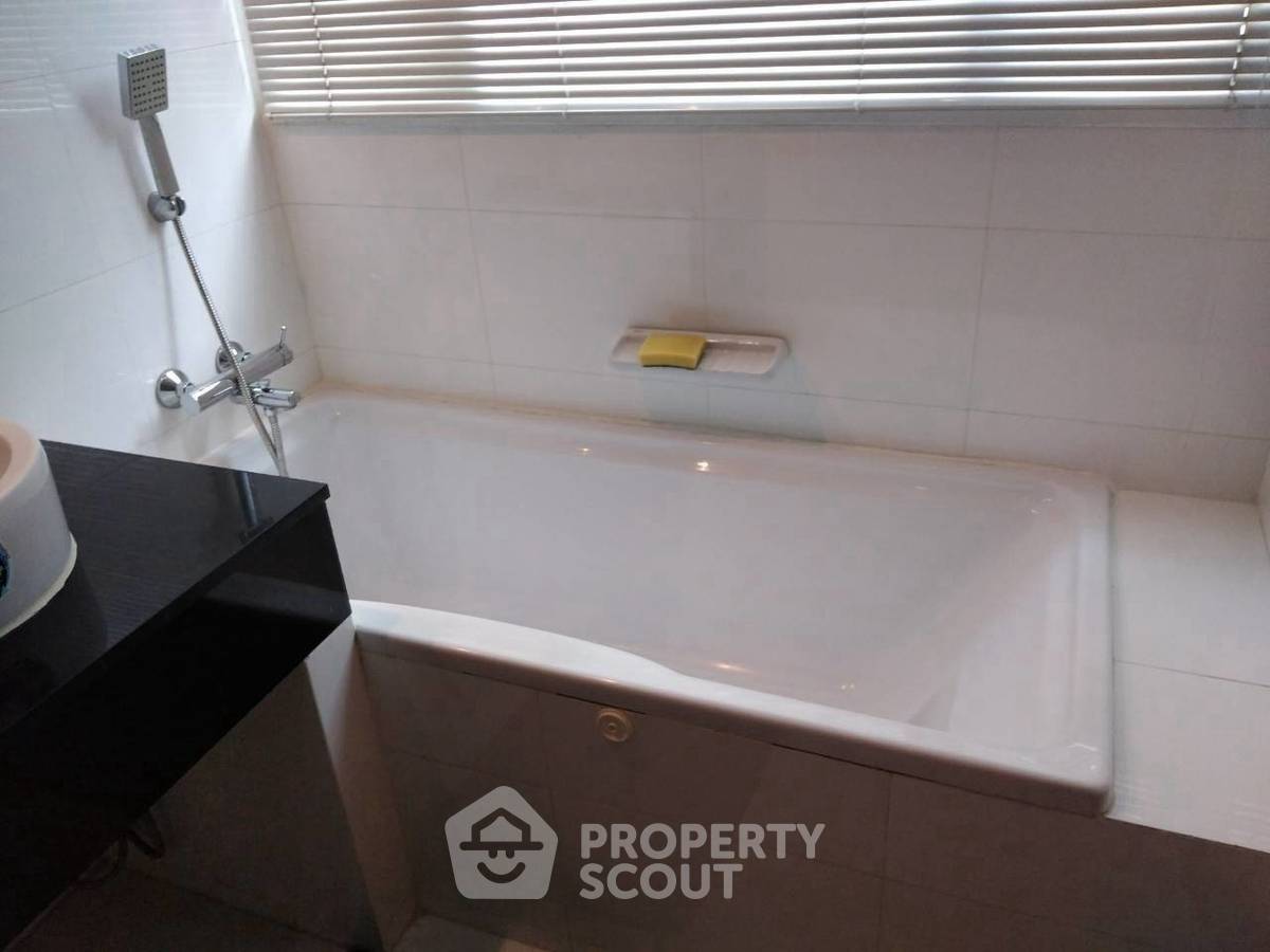 รูป คอนโด 2 ห้องนอน ที่ สุขุมวิท ซิตี้ รีสอร์ท คอนโดมิเนียม 97 ตร.ม. ใกล้ BTS นานา (ID 2643265) - รูปที่ 10/12