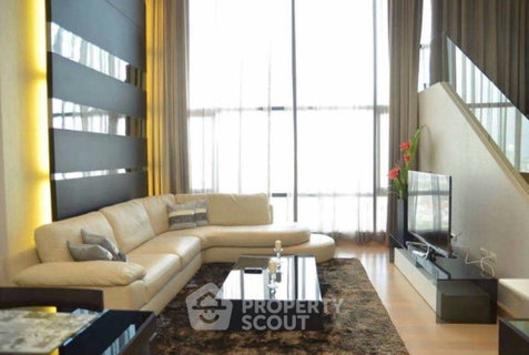 3-BR 120 Sqm Condo At Urbano Absolute, 400m to BTS Krung Thon Buri (ID 682806)