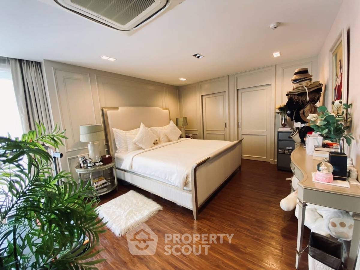 picture 3-BR 250 Sqm Condo At Benjasri Condominium, 12A Floor, BTS Phaya Thai (ID 2885205) - 25/42