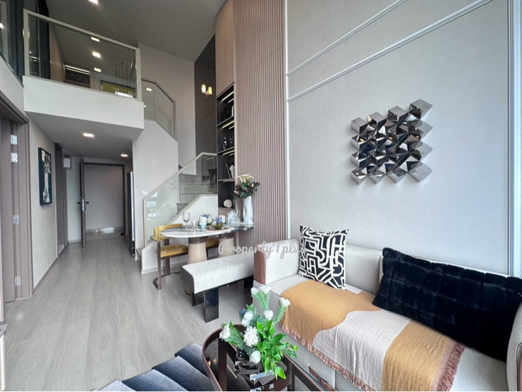 🏡 คอนโด 2 ชั้น! อยู่เหมือนบ้าน ใจกลางพหล-ลาดพร้าว ใกล้ BTS&MRT และ2 เซ็นทรัล 📱0828839995 “อ้อม”
