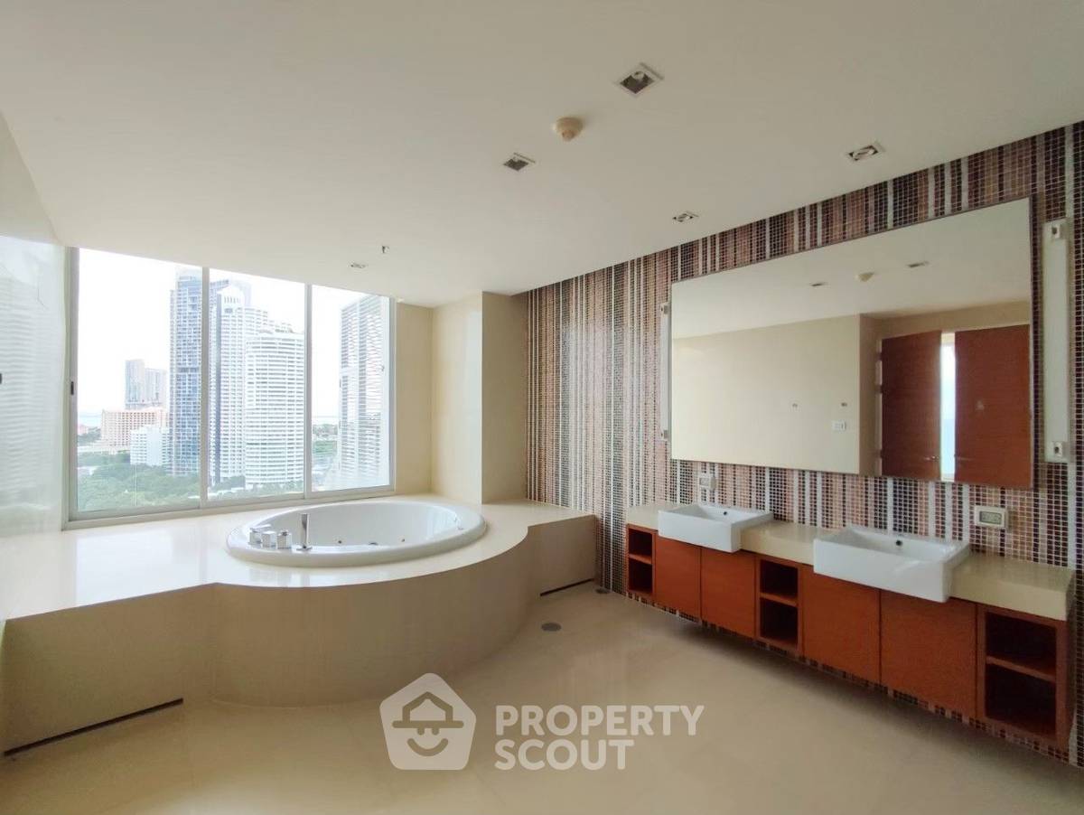 รูป คอนโด 4 ห้องนอน ขาย The Cove Wongamat ชั้นสูง 16-17 (ID 1489302) - รูปที่ 31/33