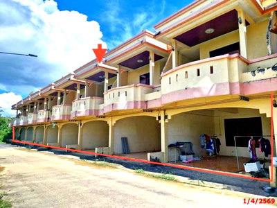 Townhouses for sale Nakhon Sri Thammarat : TOWN HOUSE 225 Sq.w. Sichon Nakhon Sri Thammarat for 9M